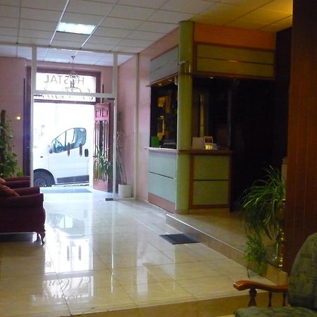 Hostal El Centro Huesca Zewnętrze zdjęcie