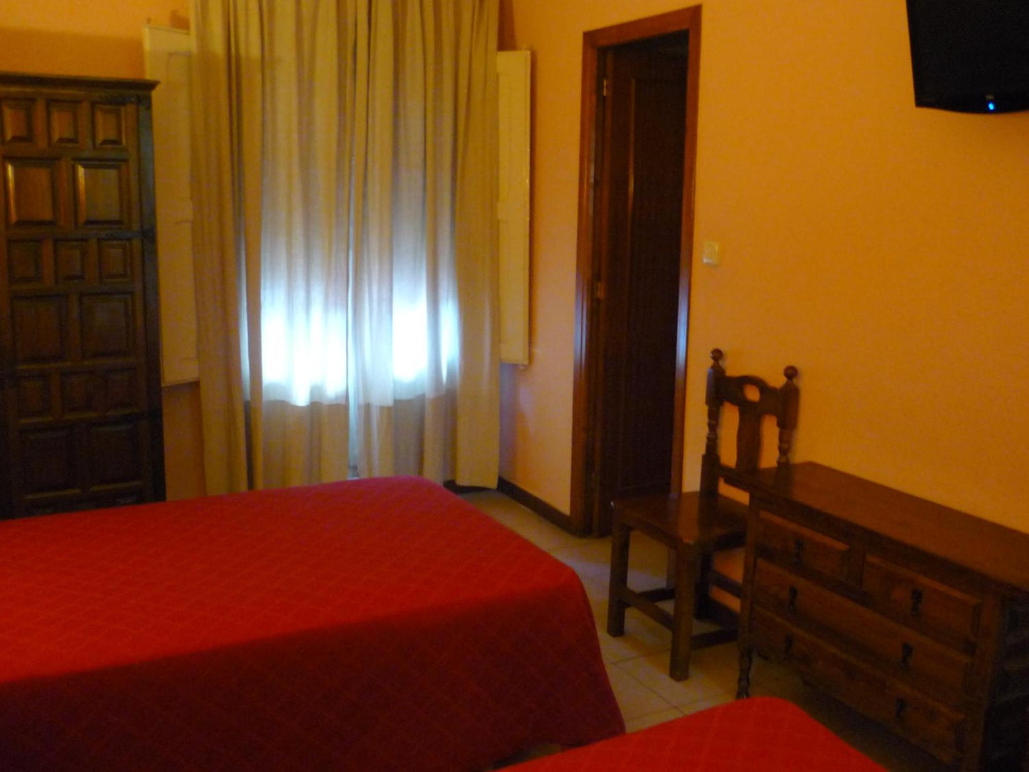 Hostal El Centro Huesca Pokój zdjęcie
