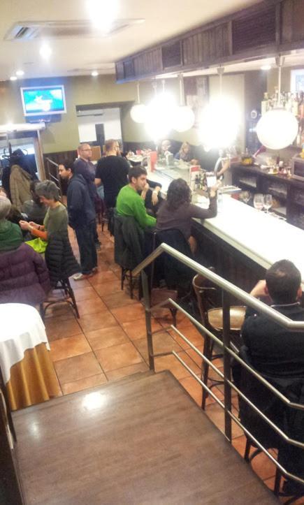 Hostal El Centro Huesca Zewnętrze zdjęcie